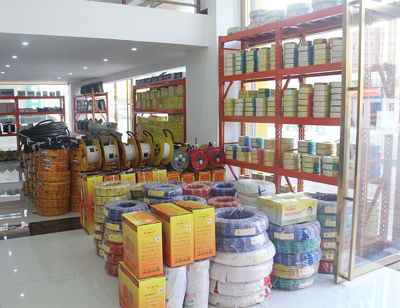 ����չ��